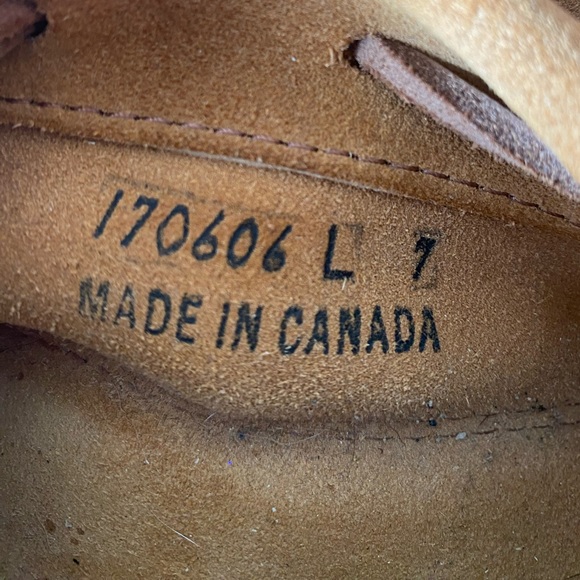 Chief Canada Moccasin Slippers Size 7 - Picture 6 of 6